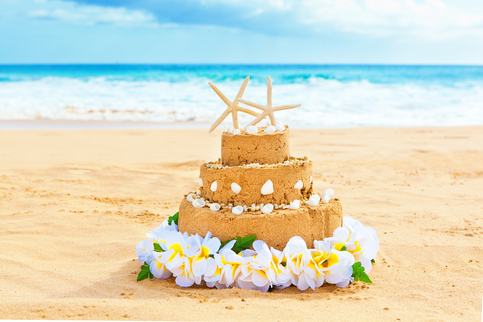 Destination Wedding Cake on Tropical Beach